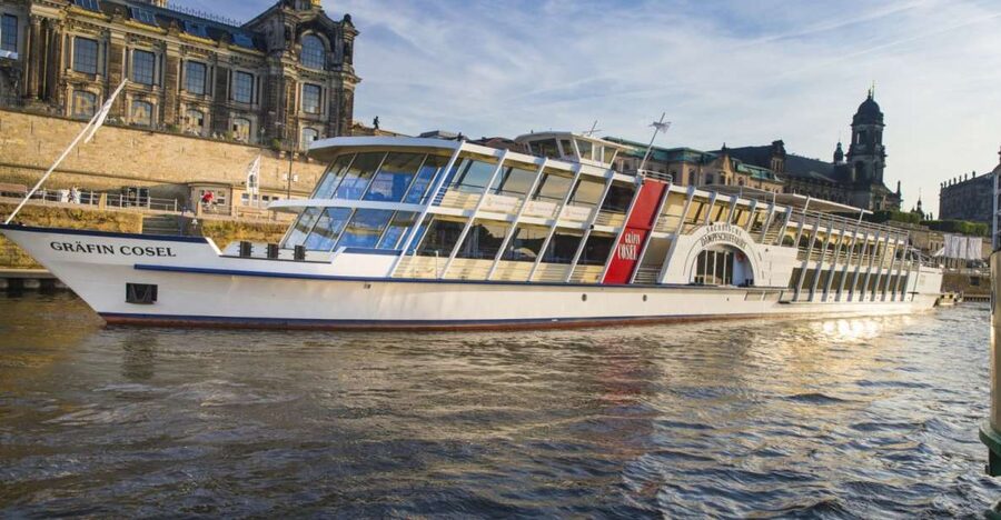 Dresden: River Sightseeing Boat Cruise - The first views: Dresden from the Elbe