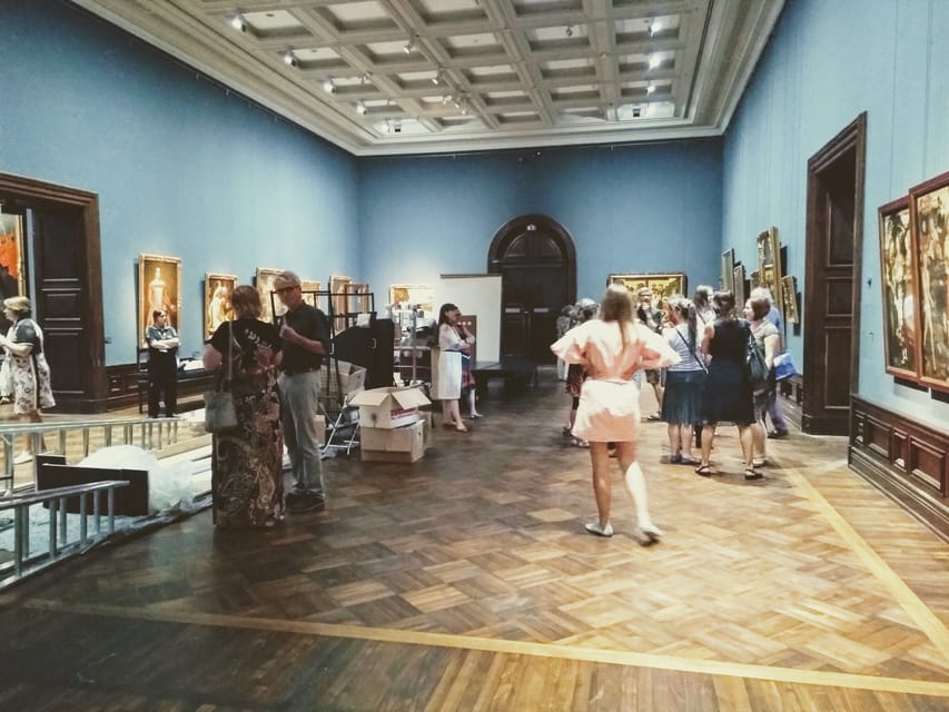 Dresden: Ticket + Tour Gallery Old Masters - The Five-Painting Introduction