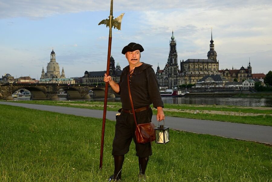 Dresden: Tour of the Baroque Quarter with a Night Watchman - Key points to know before you book