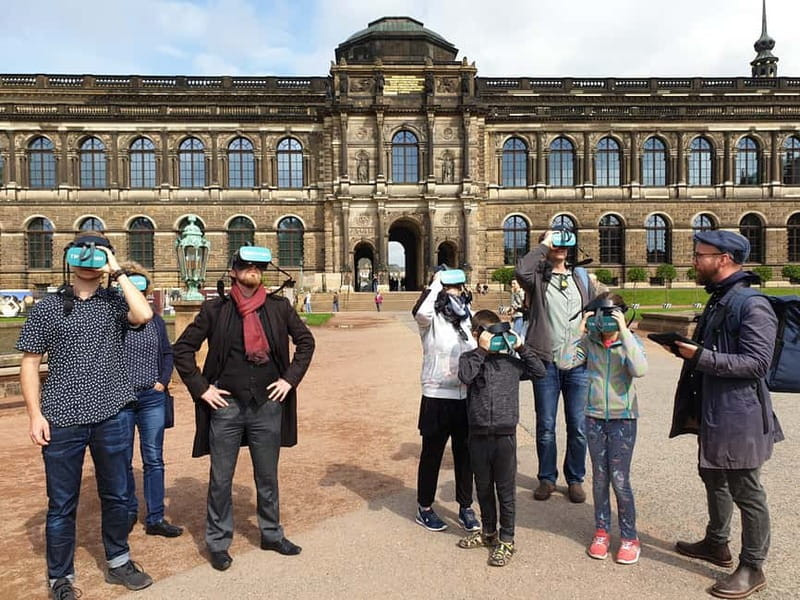 Dresden: Walking Tour with Virtual Reality elements - Zwinger: Baroque Dresden in three dimensions