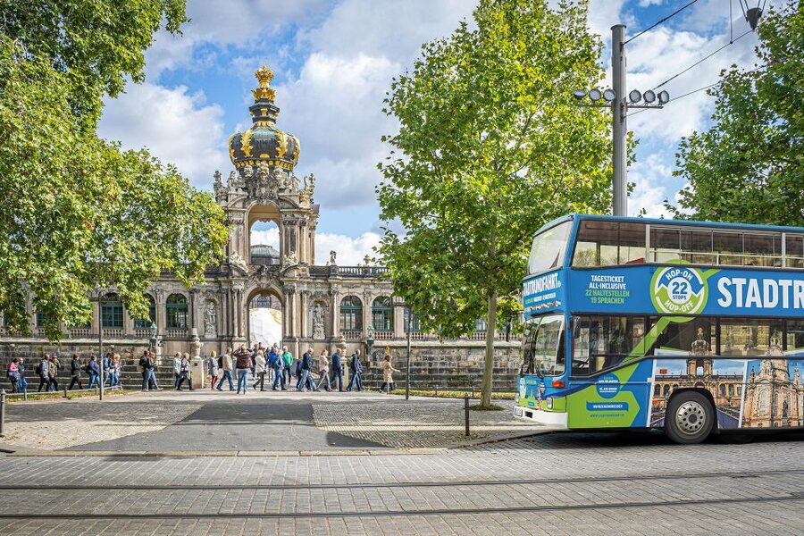 Dresden: Zwinger Skip-the-Line & 2-Day Hop-On Hop-Off Bus - Using the 22-stop bus over two days