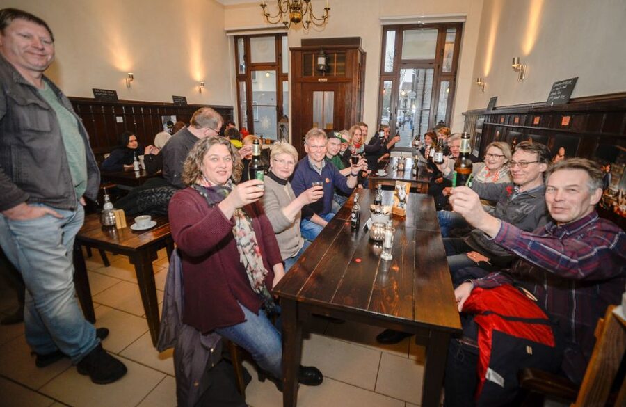 Duisburg-Ruhrot: Historic Harbor Pub Tour - Who will enjoy this Ruhrort evening