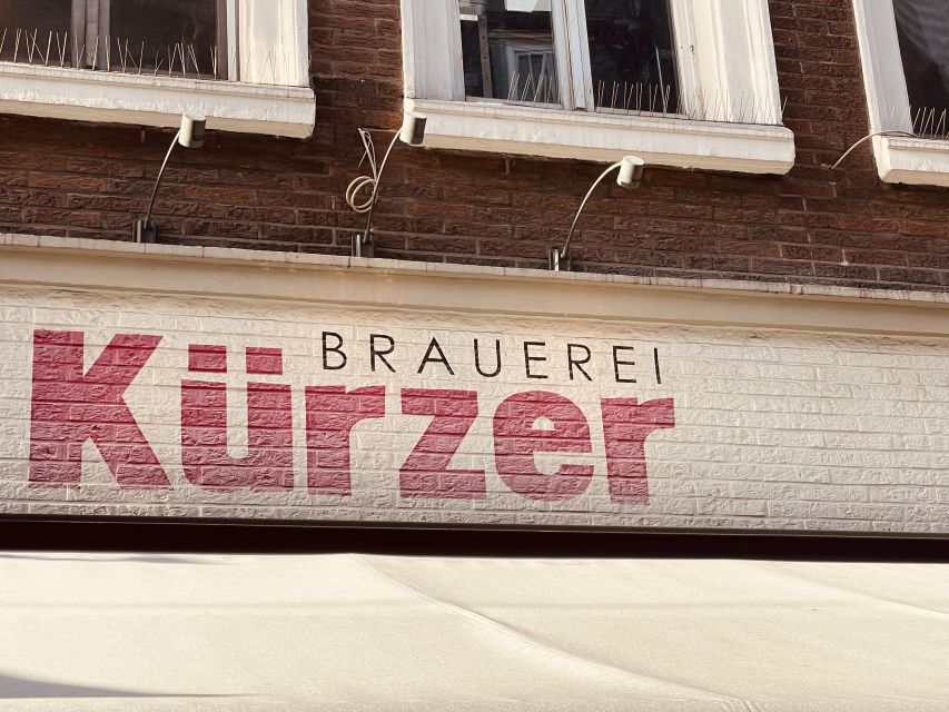 Düsseldorf: Altbier-Safari Beer Walking Tour - The guide can make or break the experience