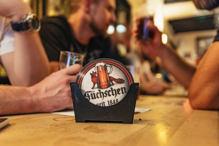 Düsseldorf: Altbier-Safari Beer Walking Tour - Starting at Burgplatz and the Schlossturm