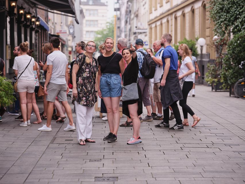 Düsseldorf: Altstadt Guided Tour - How Long the Walk Takes and Who It Suits