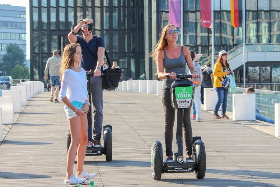 Düsseldorf: Classic City Segway Tour - Crossing the Rhine at Rheinkniebrücke