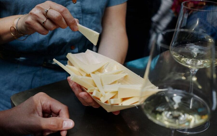 Düsseldorf: Culinary Soul Guided Tour - Key points to know before booking
