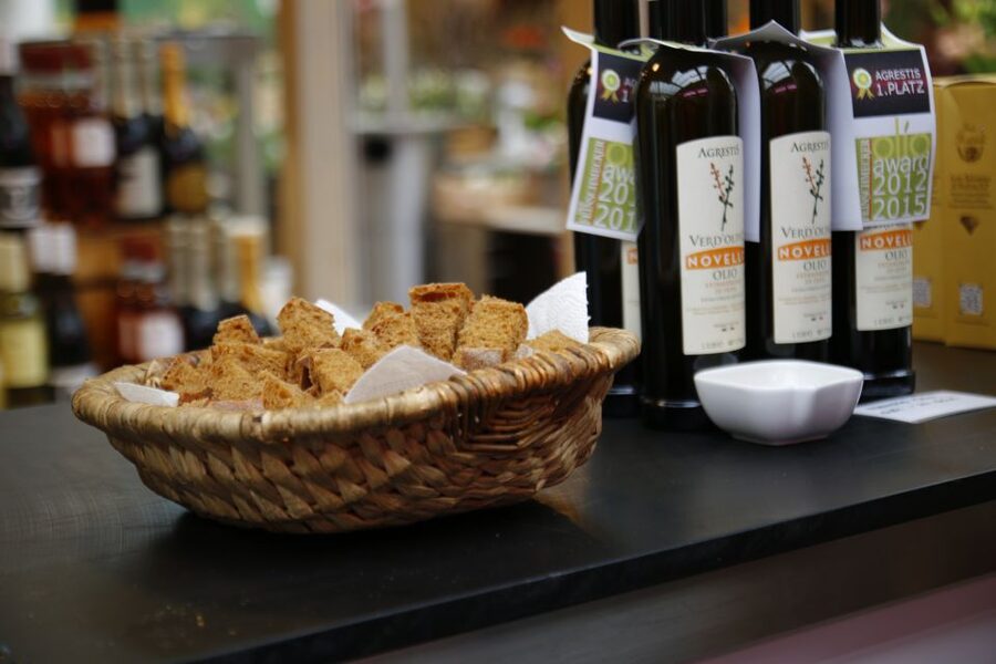 Düsseldorf: Culinary Soul Guided Tour - The guide makes or breaks the route