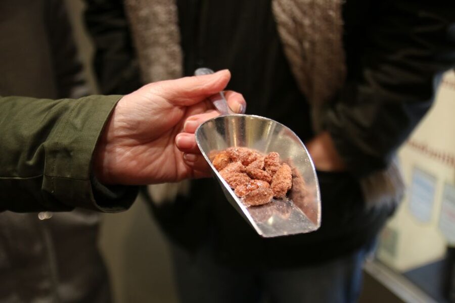 Düsseldorf: Culinary Soul Guided Tour - Uerige and Düsseldorf’s brewing tradition