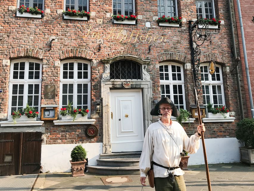 Düsseldorf: Guided Night Watchman Tour through Kaiserswerth - Key points before you book