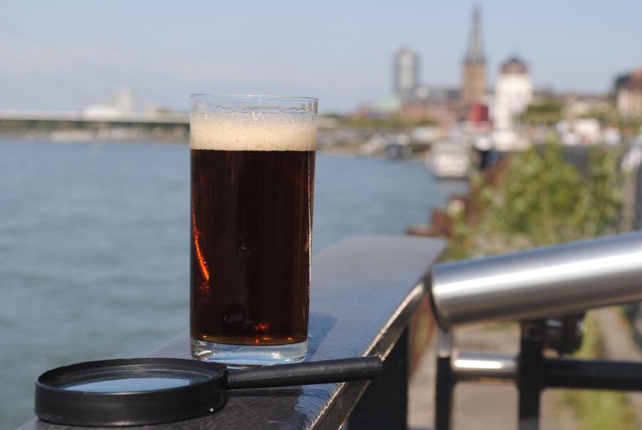 Düsseldorf: Old Town Interactive Crime Tour with actor - Is $64 a fair price?
