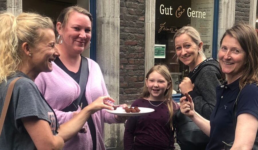 Düsseldorf: Sweet Treats Guided Walking Tour of Old Town - Who will enjoy this sweet walking tour?
