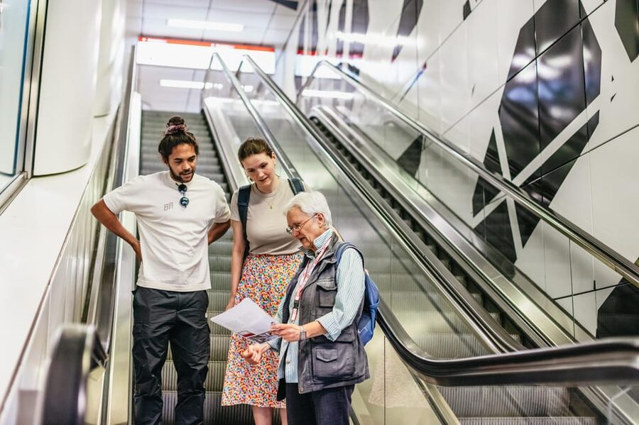 Düsseldorf: The Wehrhahn Line Metro Guided Tour - Kirchplatz and the end of the route