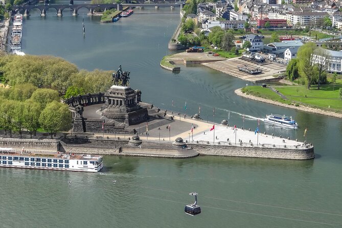 e-Scavenger hunt Koblenz: Explore the city at your own pace - The Electoral Palace and Koblenz’s political past