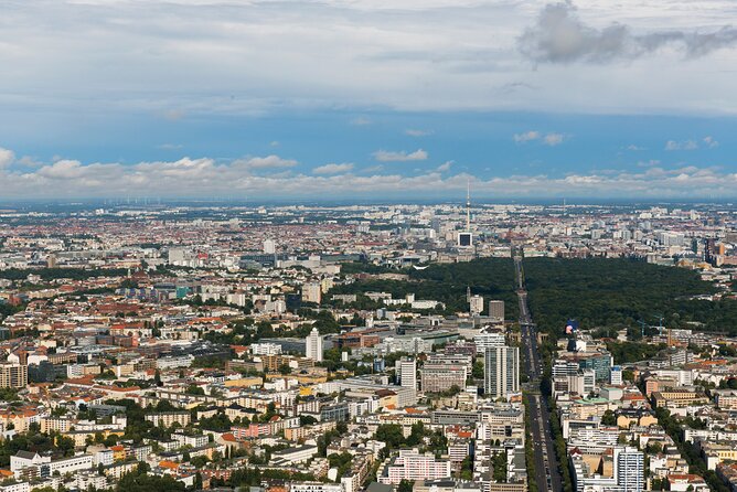 Eat Like a Berliner: Market Tour, Cooking Class and Lunch - Who will enjoy this Berlin food experience?
