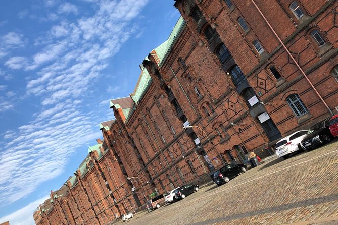 Elbe Philharmonic Hall, HafenCity and Speicherstadt tour - The Elbphilharmonie: Hamburg’s modern landmark