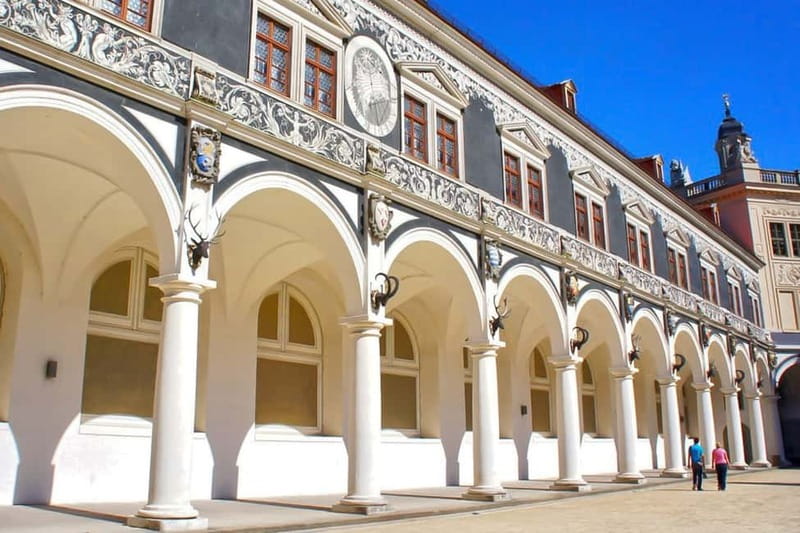 Elbfloren: Historical city tour - Fürstenzug and Saxon history in pictures