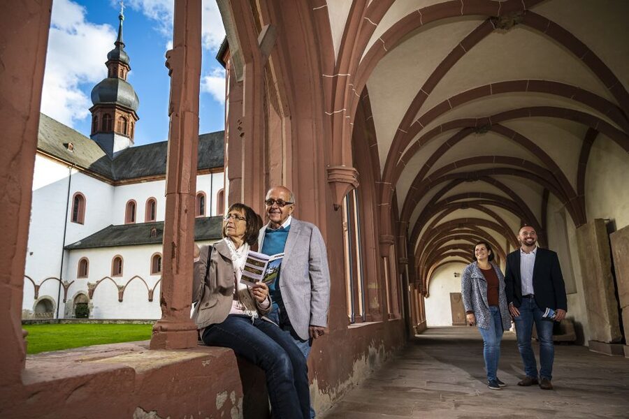Eltville: Eberbach Monastery Entry Ticket - Entering through the basilica and cloister
