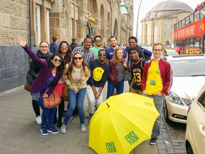 English Harbor&St. Pauli Pay-What-You-Want Walking Tour - The Reeperbahn and the Beatles in 1960
