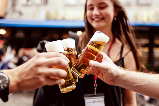 Entertaining Brewery Tour: Feel Good Package including local beer - Why Cologne and Kölsch belong together