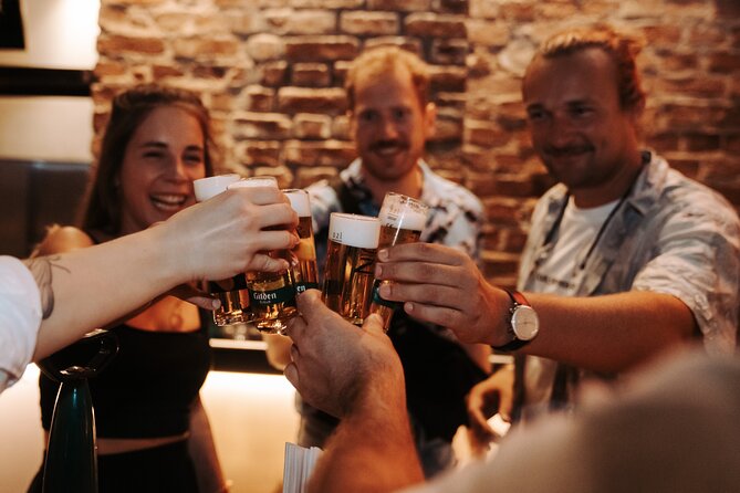 Entertaining Brewery Tour: Feel Good Package including local beer - Meeting beside Cologne Cathedral