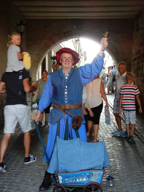 Erfurt: On the road with the Brückenkrämer. Walking tour with anniversary tasting. - Key details before you book