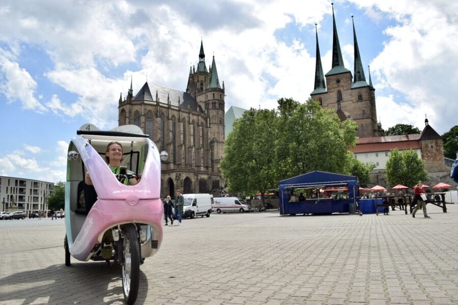 Erfurt: Private Guided Classic Old Town E-Rickshaw Tour - Key points to know before booking