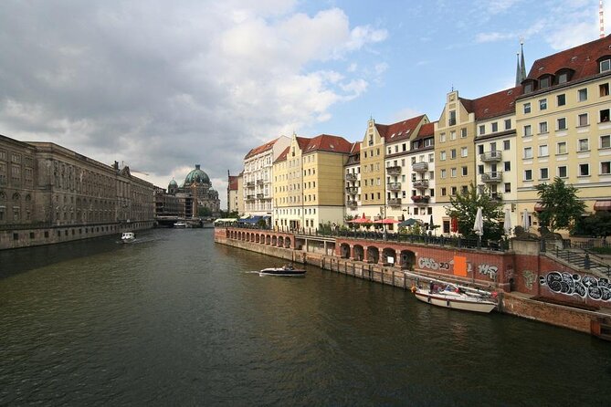 Evening aperitif tour aboard the motor yacht Fitzgerald - Key things to know before boarding