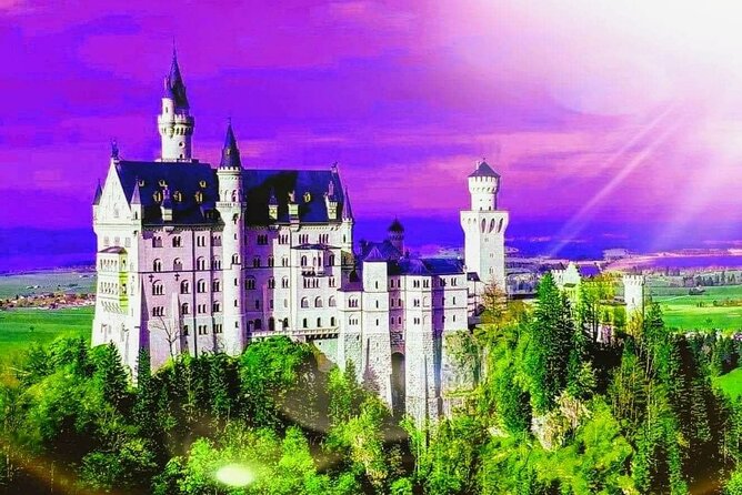 EXCLUSiVE SKIP-THE-CROWDS Neuschwanstein and Linderhof Castle Tour from Munich INCL. TICKETS - Hohenschwangau: your base for Neuschwanstein