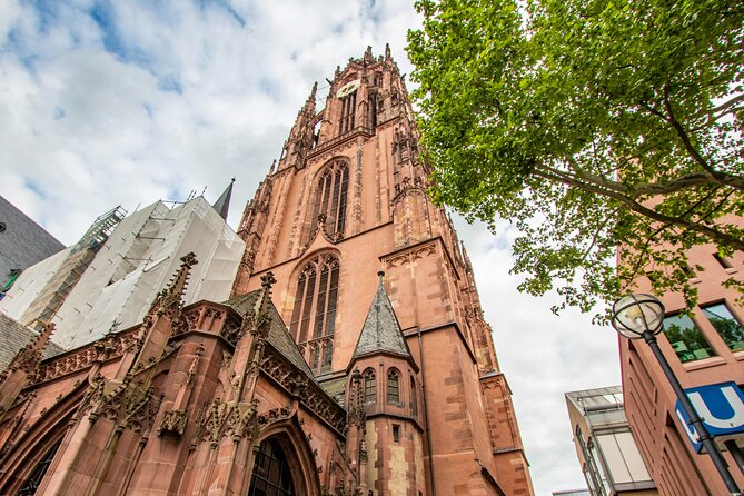 Explore Frankfurt in 60 minutes with a Local - Goethe’s Frankfurt begins at his family home