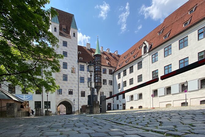 Fall in Love with Munich in a Private Old Town Walking Tour - Pretzels, princes, and Munich’s first royal residence