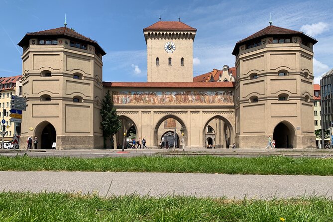 Fall in Love with Munich in a Private Old Town Walking Tour - Starting at Isartor and Munich’s medieval foundations