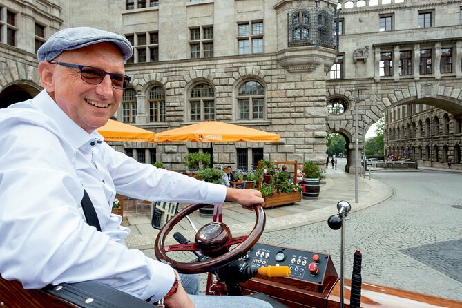 first electrical carriage in town - guided City Tours - Leipzig - St. Nicholas Church and the peaceful Revolution