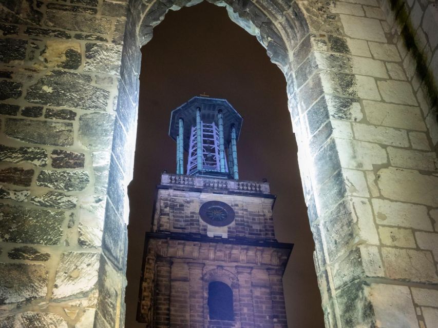 Flashlight tour for children/teenagers - The flashlight route and what you may notice