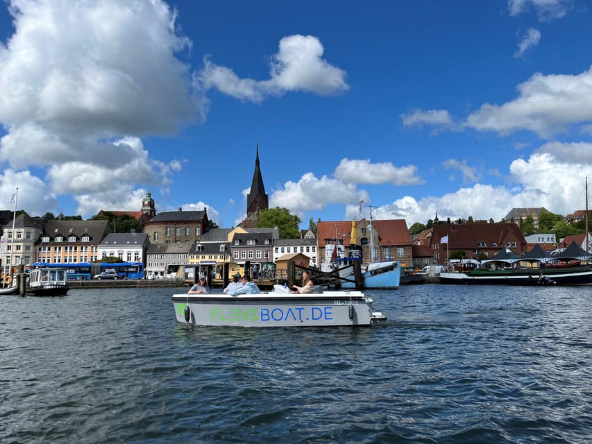 Flensburg: E-Boat rent - What the Price Means for Your Group