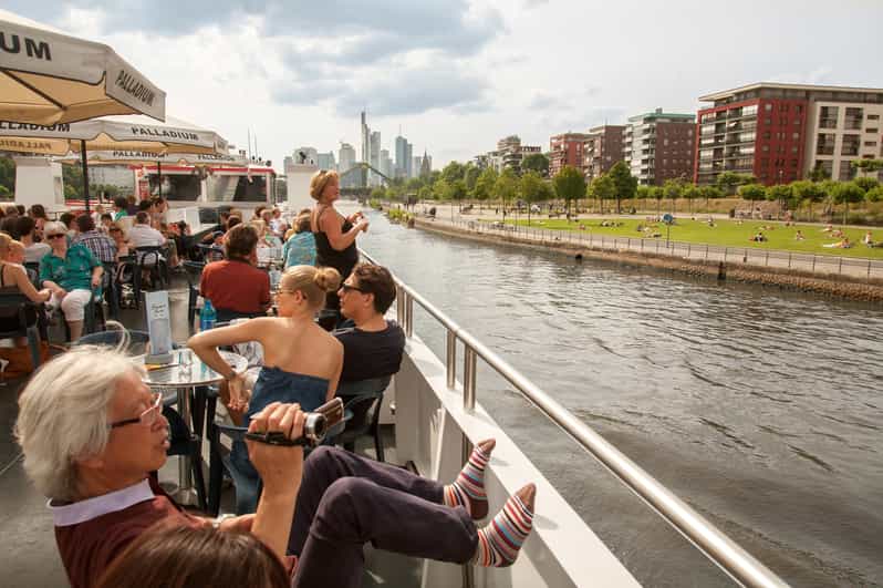 Frankfurt: 1-Hour Panorama Boat Cruise on the river Main - What you see during the one-hour ride