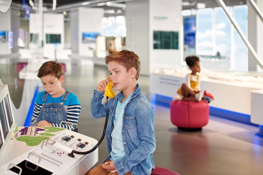 Frankfurt Airport: Fraport Visitor Center Entry Ticket - A 90-minute visit with no fixed tour group