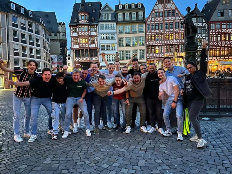 Frankfurt am Main: Night Pub Crawl Shots and Party - Stop four: the promised club finish