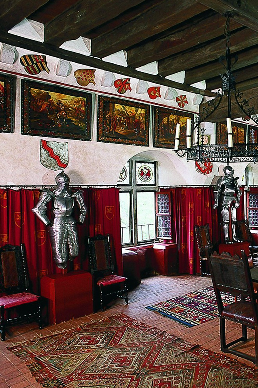 Frankfurt: Day Trip to Eltz Castle - Arriving at an 850-year-old family castle