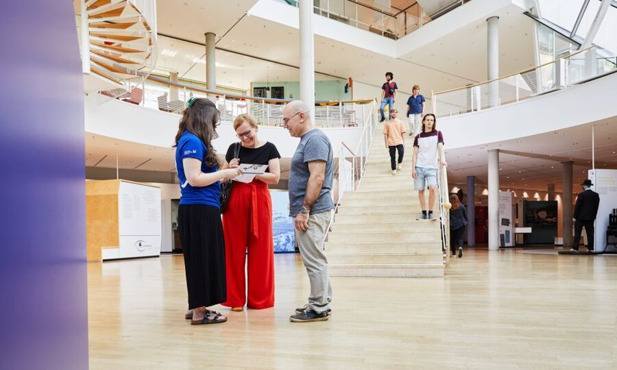 Frankfurt: Museum of Communication Exhibitions - From Cuneiform Tablets to Data Glasses