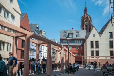 New Old Town and Highlights German-Language Tour