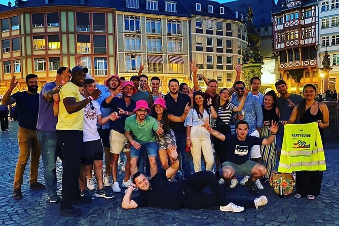 Frankfurt Night PubCrawl: 4 Venues, Welcome Shots + Club Entry - Key points at a glance