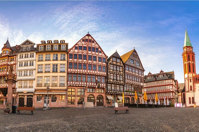 Frankfurt Old Town & Emperors: City Game & Walking Tour - Following the clues from stop to stop