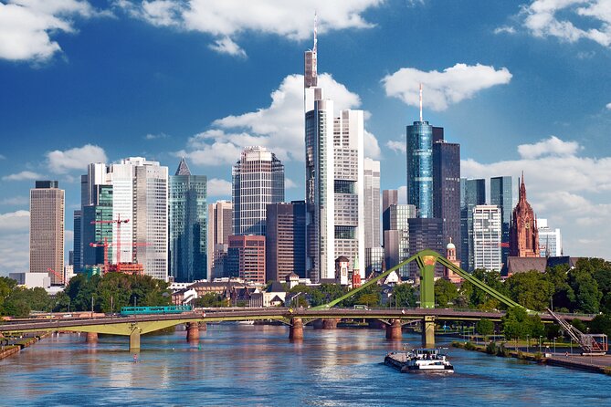 Frankfurt: Old Town Highlights Private Walking Tour - Seeing Frankfurt from the Main River