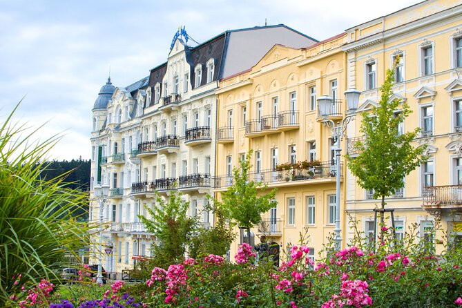 Frankfurt: Old Town Highlights Private Walking Tour - The guides are a major part of the value