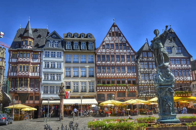 Frankfurt: Old Town Historical Walking Tour in German - Is $28 a fair price?