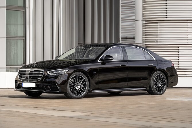 Frankfurt: Private Transfer to/from Airport and City - The driver can make or break the ride