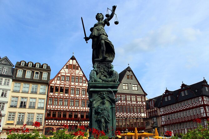 Frankfurt : Private Walking Tour With A Guide ( Private Tour ) - What this private Frankfurt walk is really for