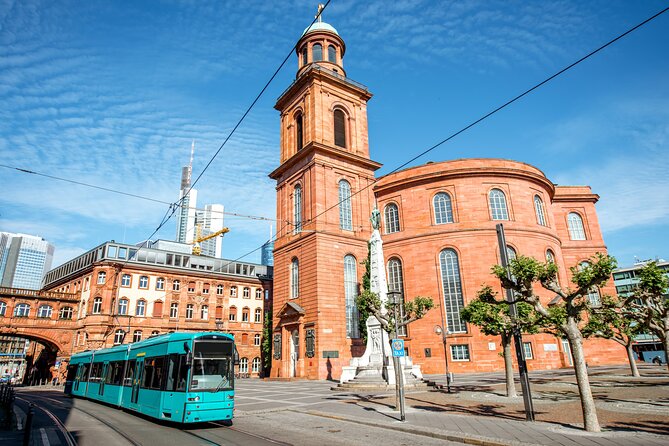 Frankfurt Private Walking Tour with Relaxing Cruise - From Commerzbank Tower to the banking district
