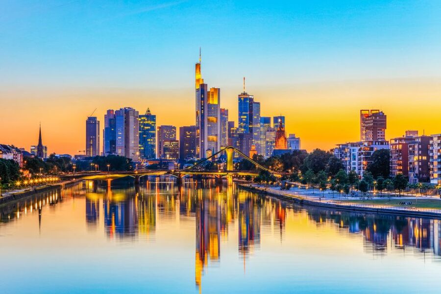 Frankfurt: River Main Sightseeing Cruise with Commentary - Who will enjoy this Frankfurt boat ride?